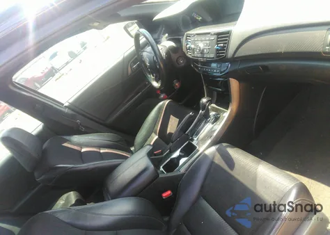 2016 Honda Accord Sport z USA, uszkodzony, nr VIN 1HGCR2F52GA035212